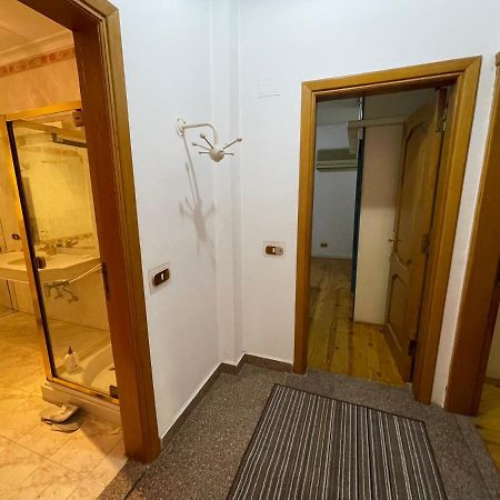Heliopolis Modern 2Bdr Apartment Kairó Kültér fotó